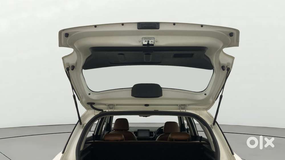 Hyundai Venue Sx Plus Turbo Dct, 2019, Petrol