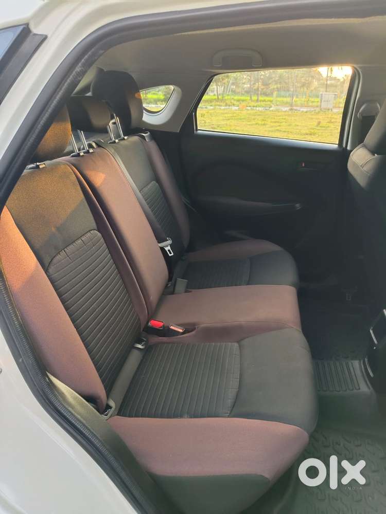Maruti Suzuki Fronx Delta Plus 1.2l Ags, 2025