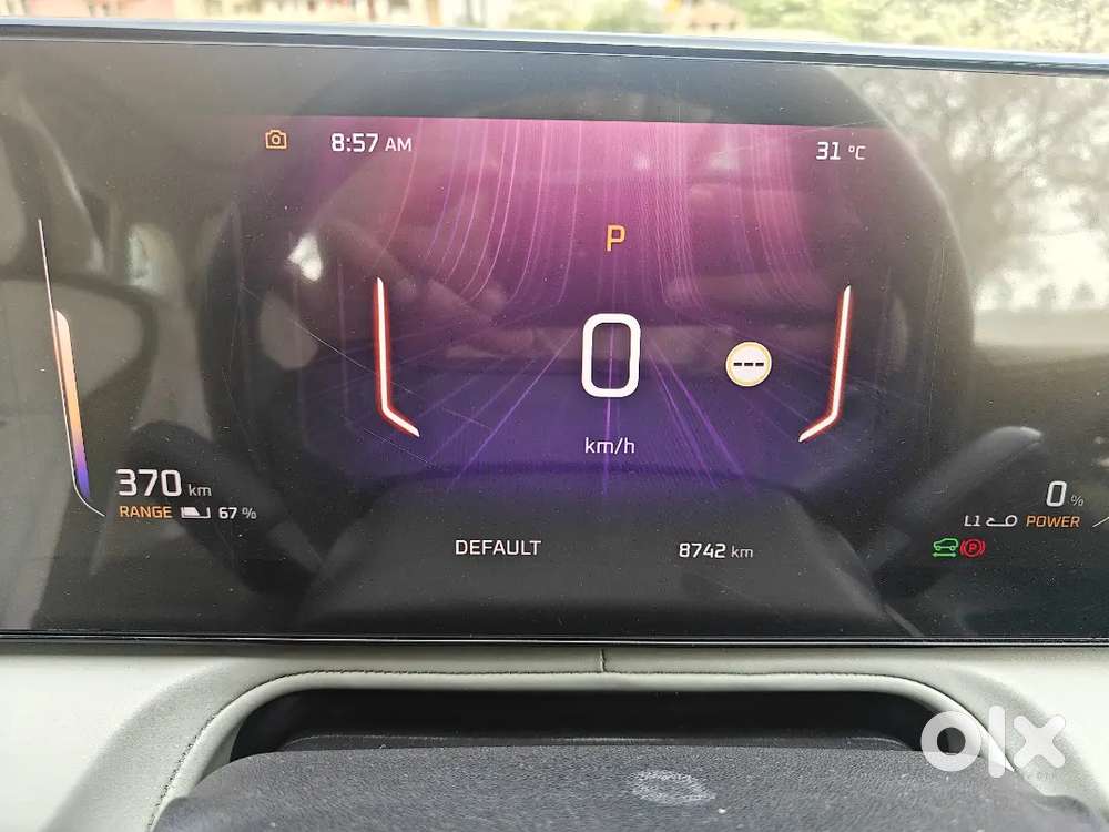 Mahindra Xev 9e 2025 Electric 8850 Km Driven