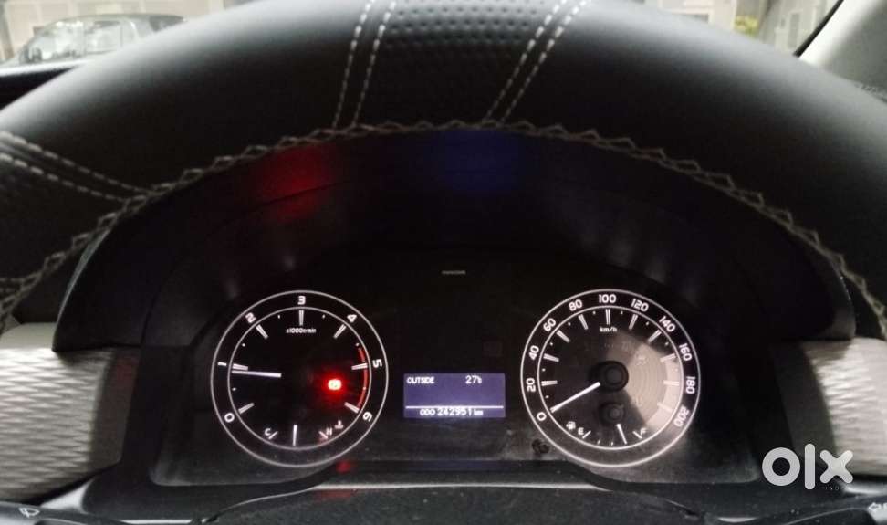 Toyota Innova Crysta 2.4 G Mt 8s, 2016, Diesel
