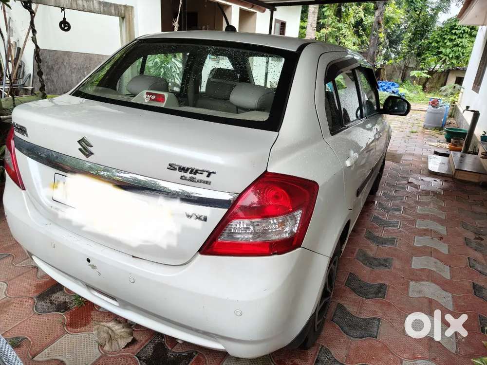 Maruti Suzuki Swift Dzire 2013 Petrol 92800 Km Driven