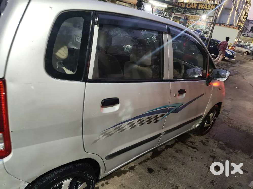 Best Condition Petrol+lpg New Tyre