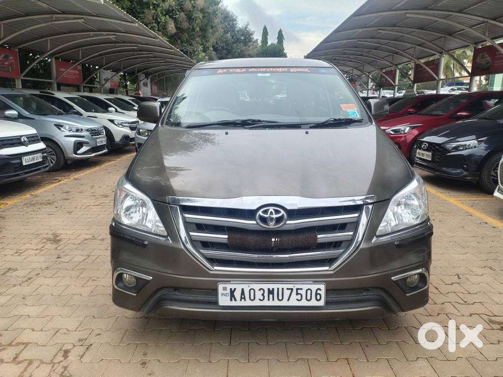 Toyota Innova 2.5 G (diesel) 8 Seater, 2014, Diesel