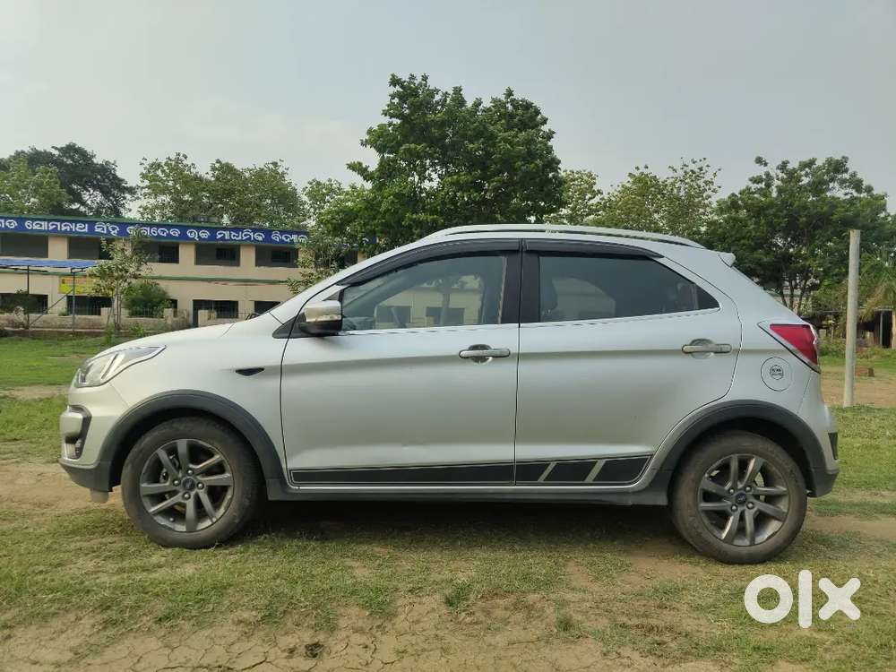 Ford Freestyle 2019 Petrol Well Maintained And Features Loaded Car.