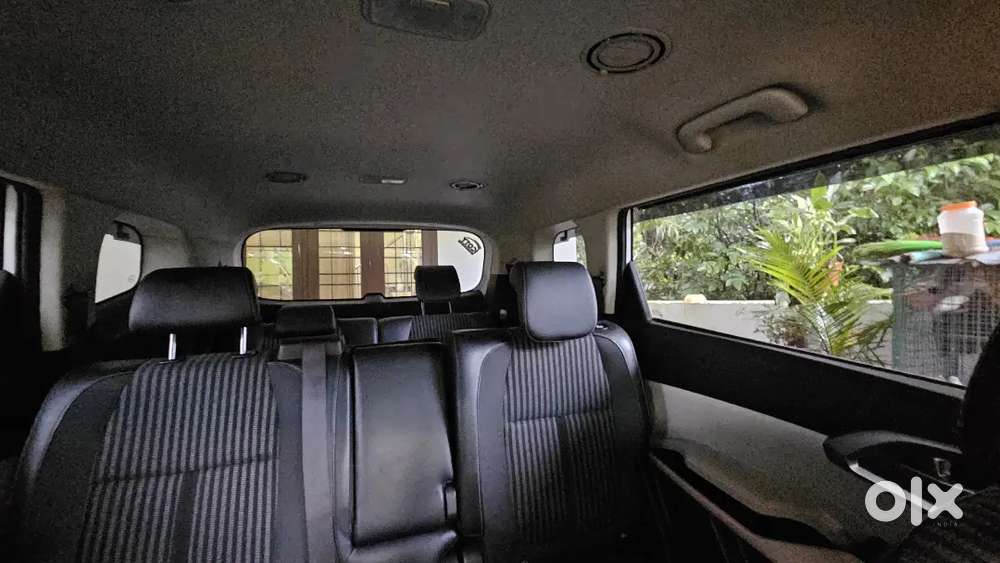 Well Maintained 1st Owner Low Kilometer Kia Carens 2023 Model
