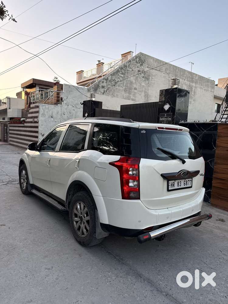 Mahindra Xuv500 2.2 W10 Sportz Edition At, 2016, Diesel