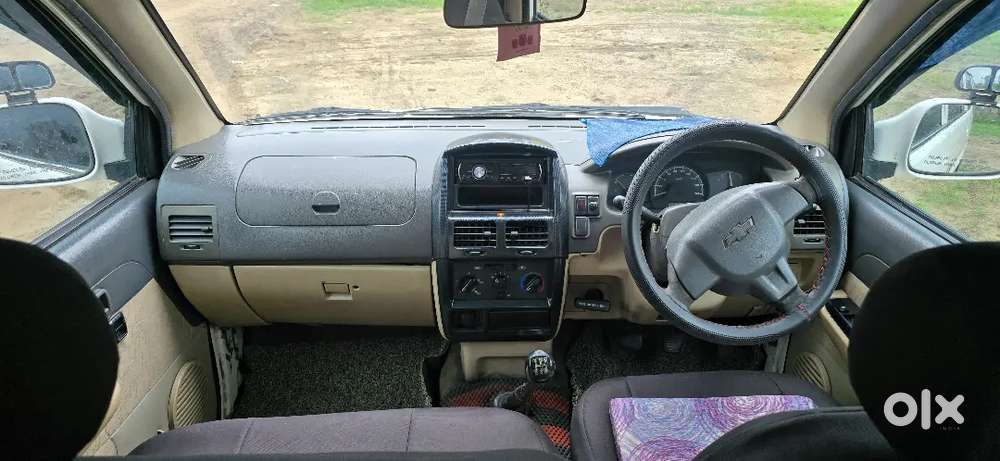 Chevrolet Tavera Neo 2014