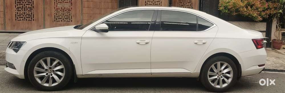 Skoda Superb Lk 1.8 Tsi At, 2019, Petrol