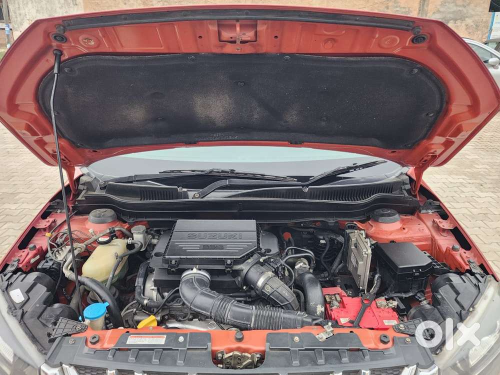 Maruti Suzuki Vitara Brezza Zdi+ Dual Tone Mt, 2017, Diesel