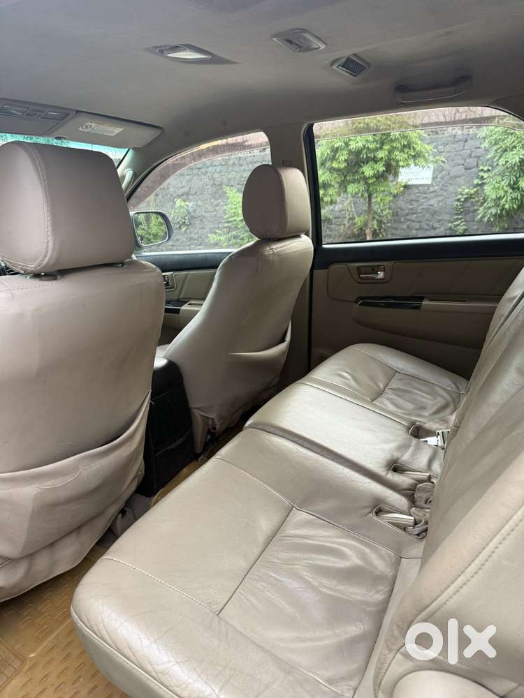Toyota Fortuner 4x2 Manual, 2014, Diesel
