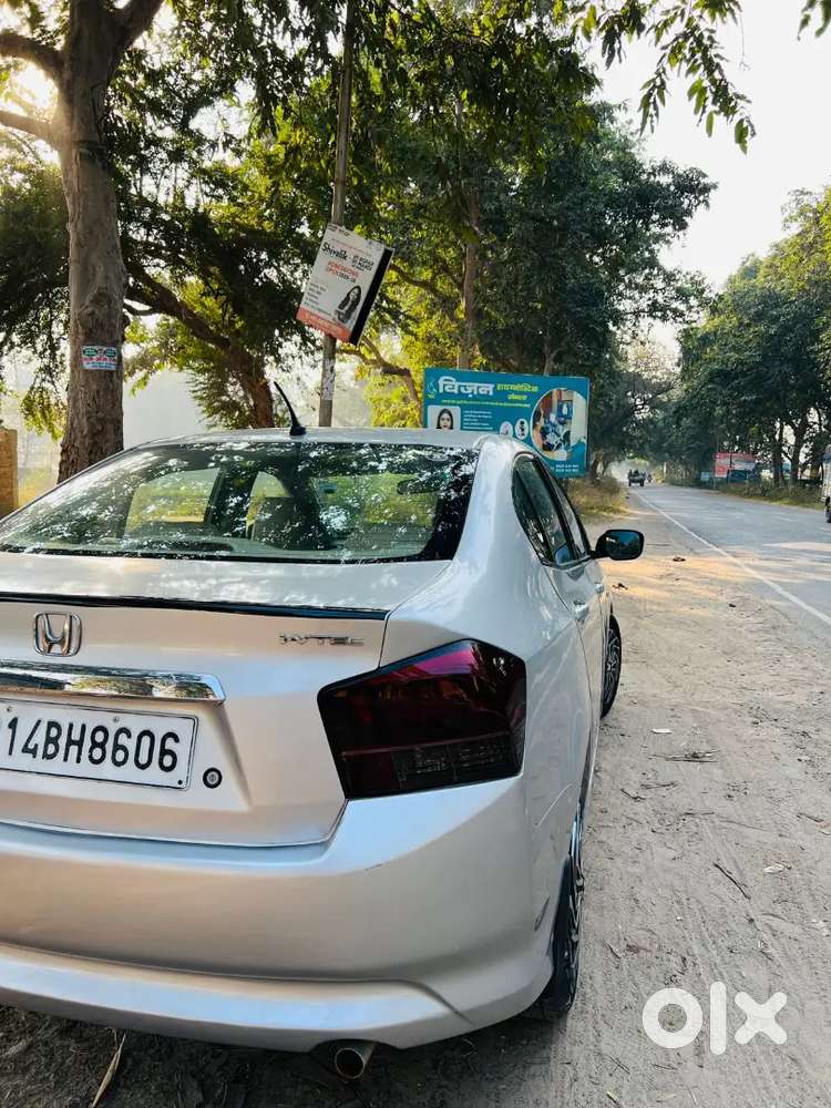 Honda City 2011 Cng & Hybrids 80000 Km Driven