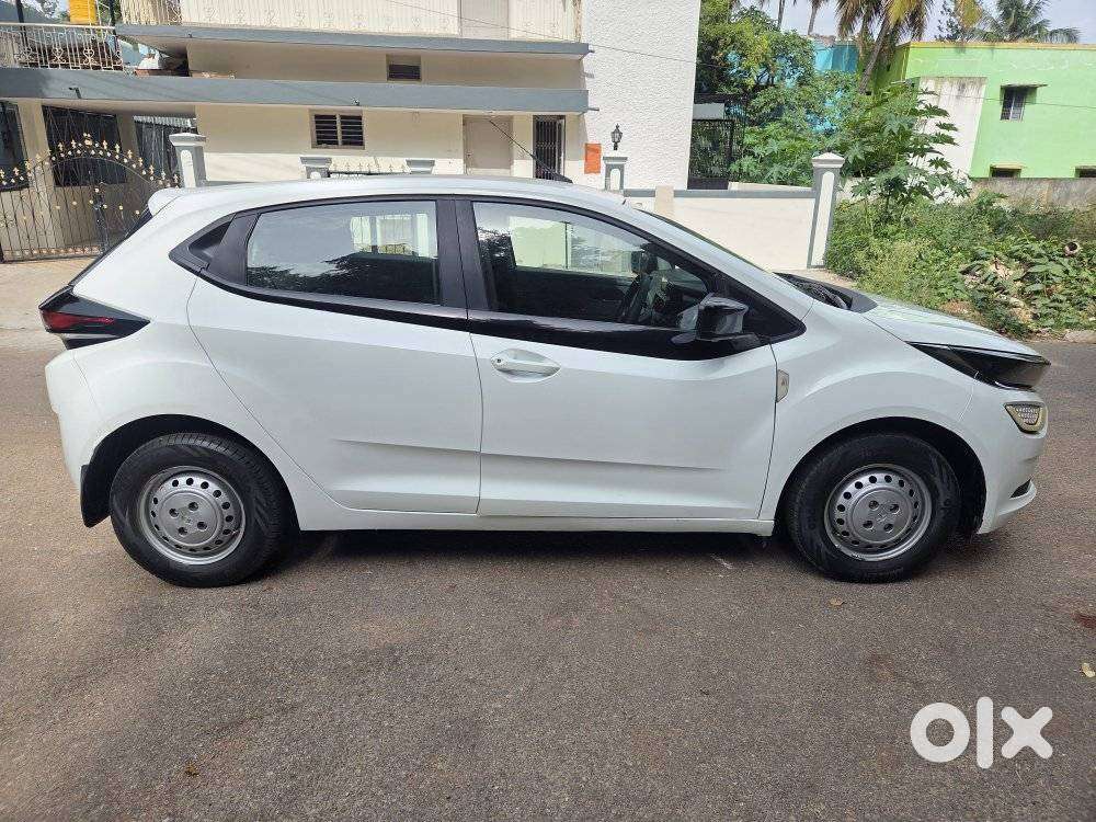 Tata Altroz 1.2 Xm, 2021, Petrol