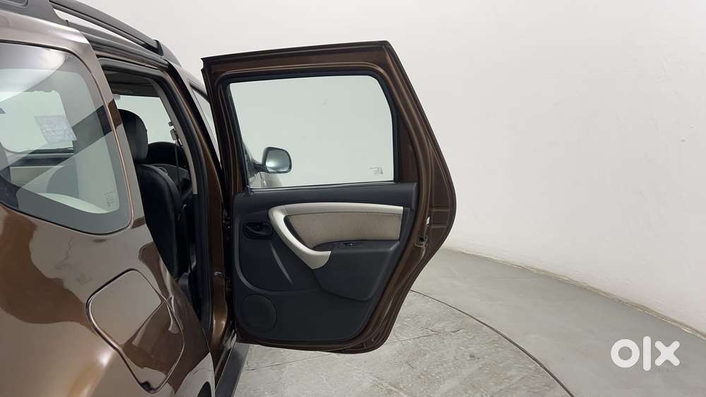 Renault Duster 2015-2016 Petrol Rxl, 2014, Petrol