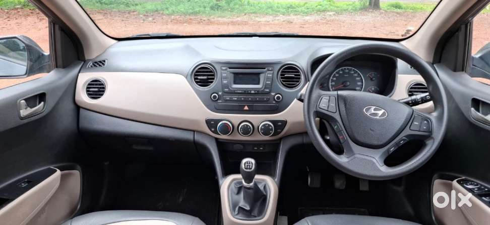 Hyundai Grand I10 Sportz, 2015, Petrol