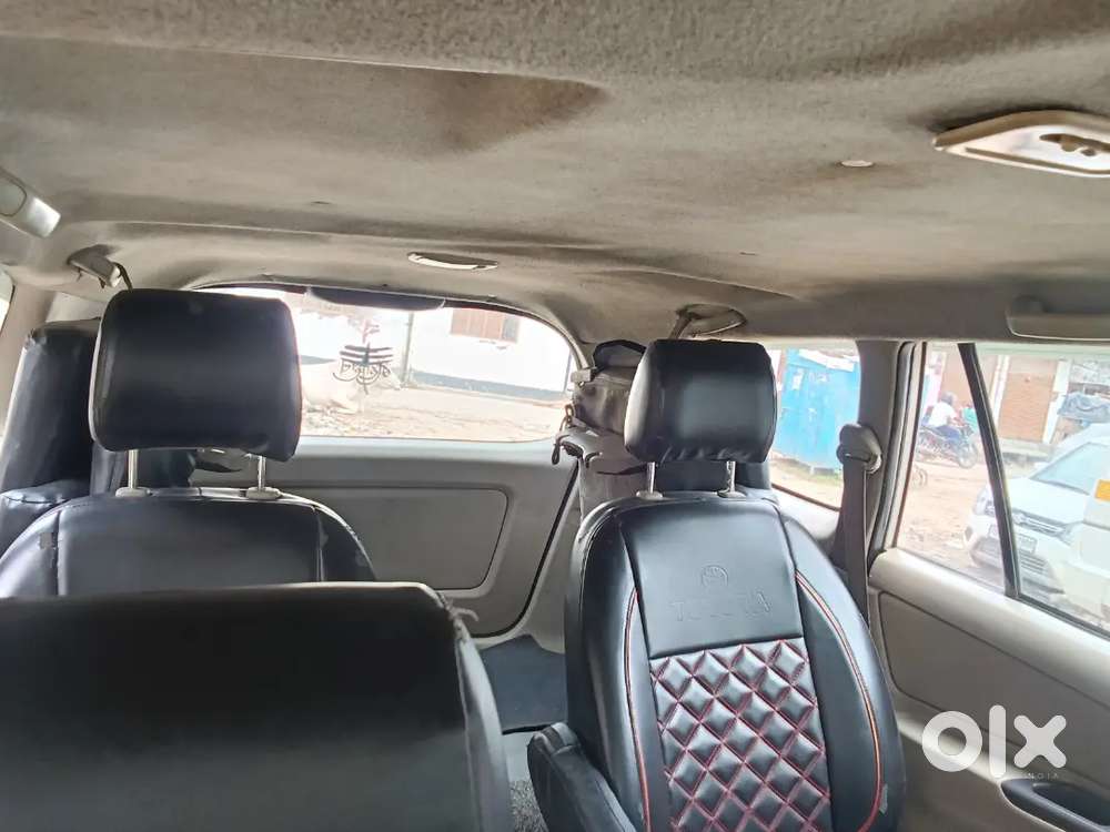 Toyota Innova Diesel 7 Str 2012