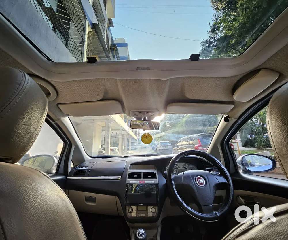 Fiat Linea Emotion Diesel 2011  Sunroof  Climate Ac  Touchscreen