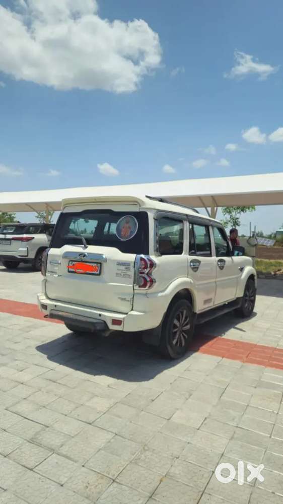 Mahindra Scorpio 2.2 S7 2017 Diesel