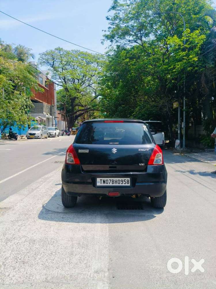 Maruti Suzuki Swift 2004-2010 Vxi Bsiv, 2010, Petrol