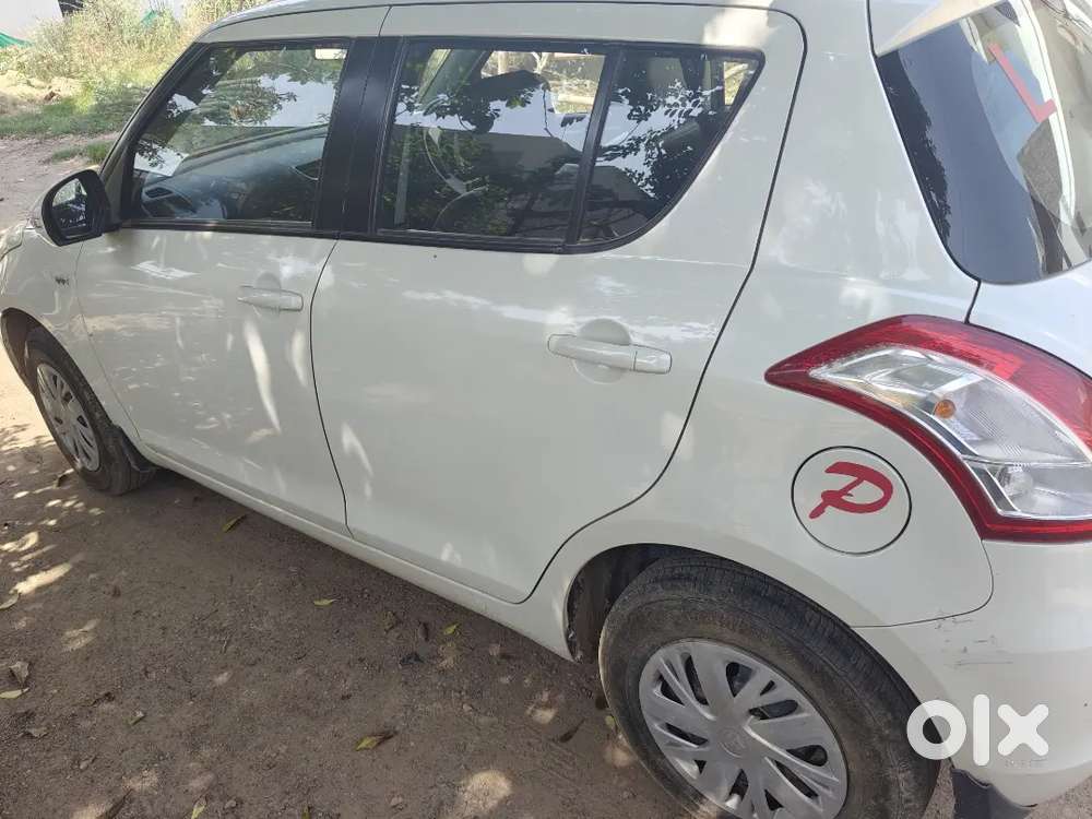 Maruti Suzuki Swift 2015 Petrol 27000 Km Driven