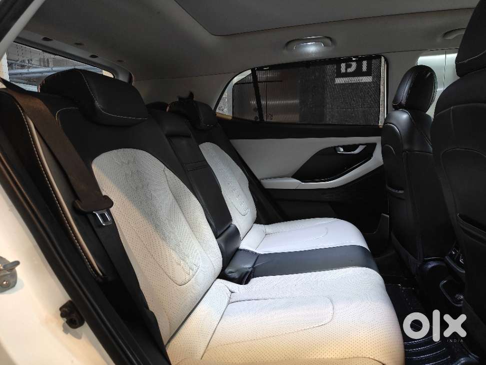 Hyundai Creta Sx Petrol Mt, 2022, Petrol