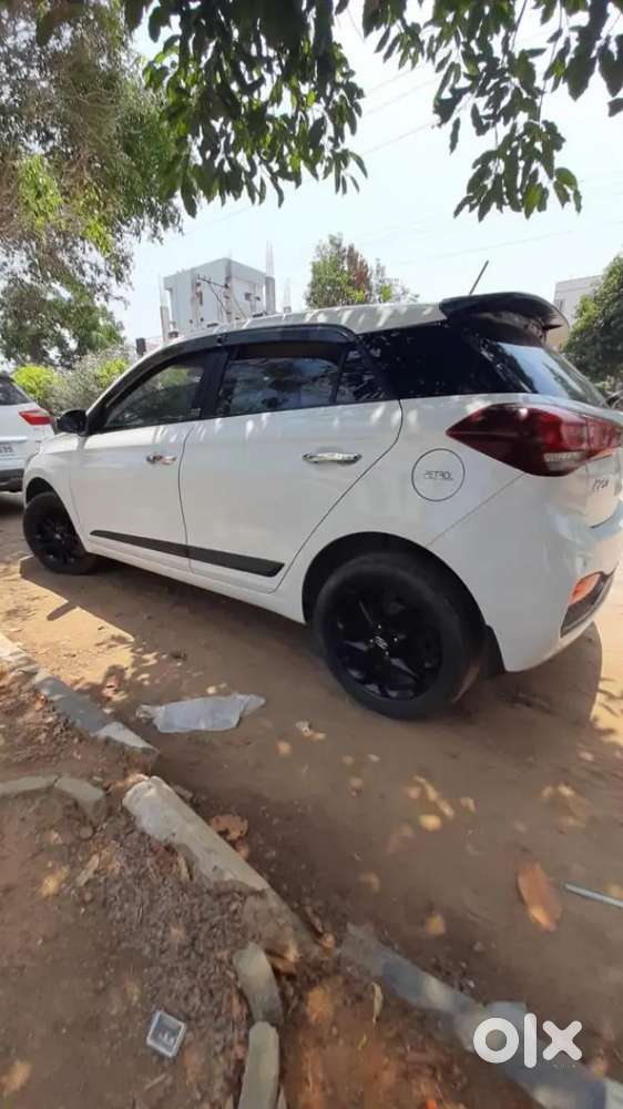 I20 2018 Asta Option