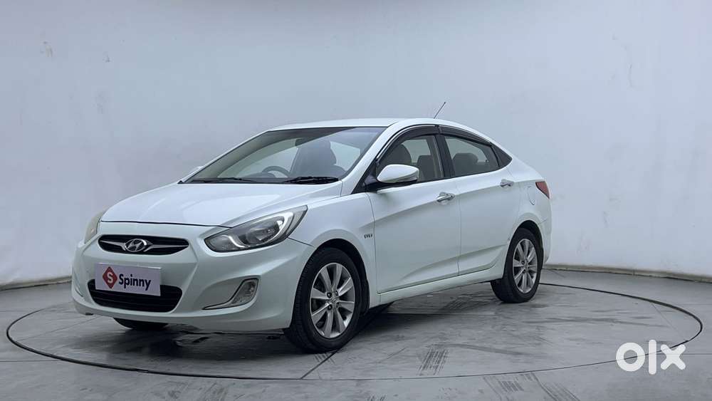 Hyundai Verna Fluidic 1.6 Vtvt Sx Automatic, 2012, Petrol