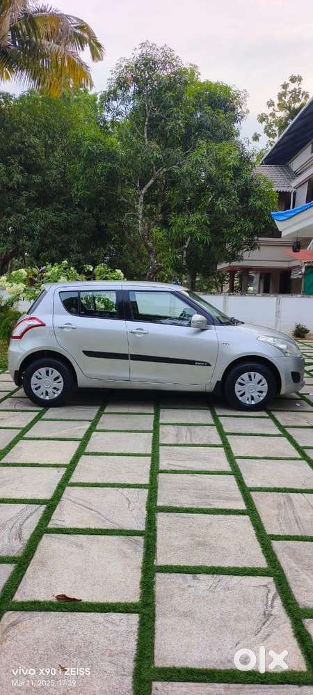 Maruti Suzuki Swift, 2013, Petrol