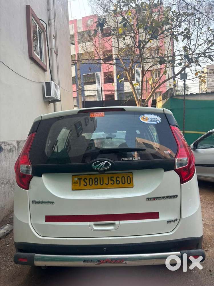 Mahindra Marazzo 2022 Diesel Well Maintained