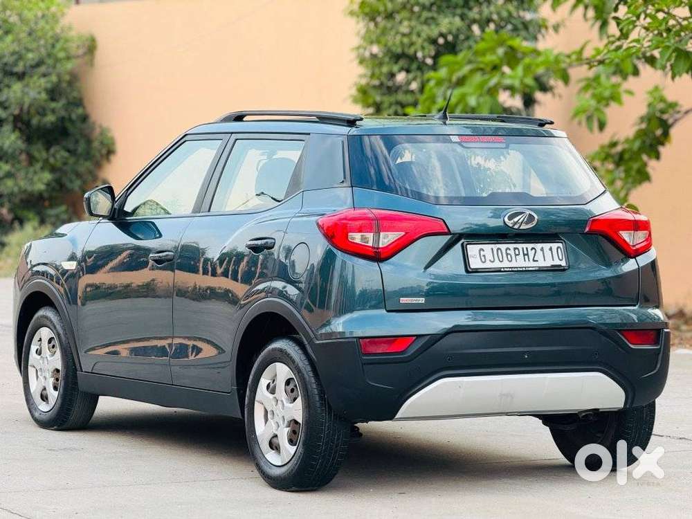 Mahindra Xuv300 1.2 W8 Amt Petrol, 2022, Petrol