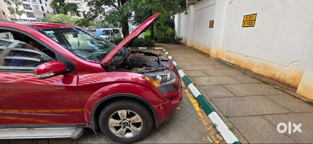 Mahindra Xuv500 W8 2015