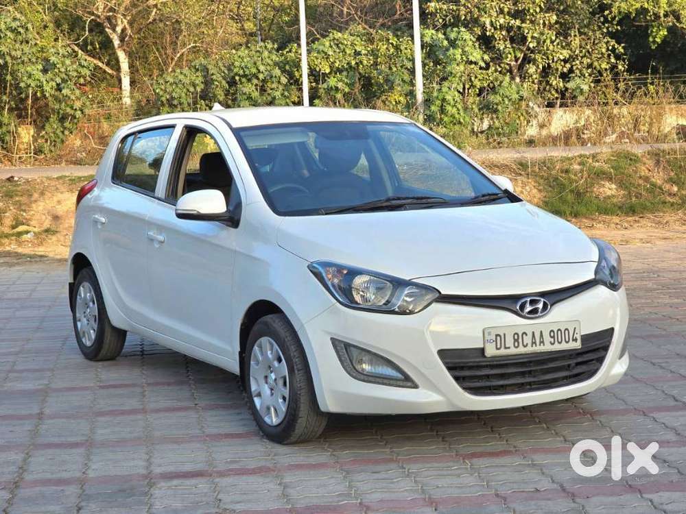 Hyundai I20 Sportz 1.2 Vtvt, 2013, Petrol