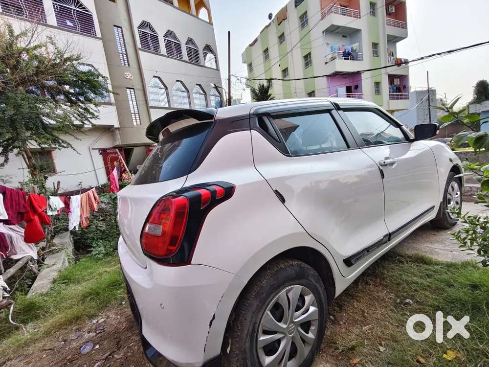 Maruti Suzuki Swift Vxi 2021