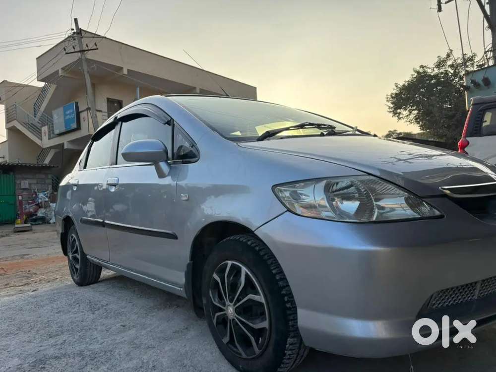 Honda City Zx 2004 Petrol Well Maintained