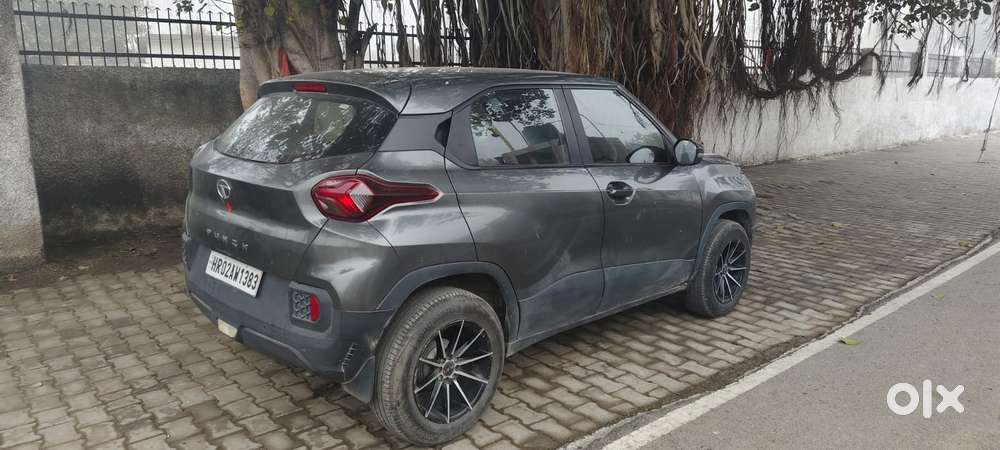 Tata Punch, 2022, Petrol