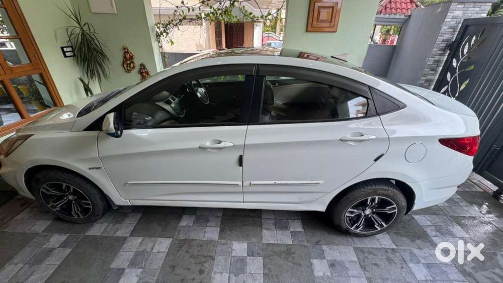 Hyundai Verna 2011 Petrol Good Condition