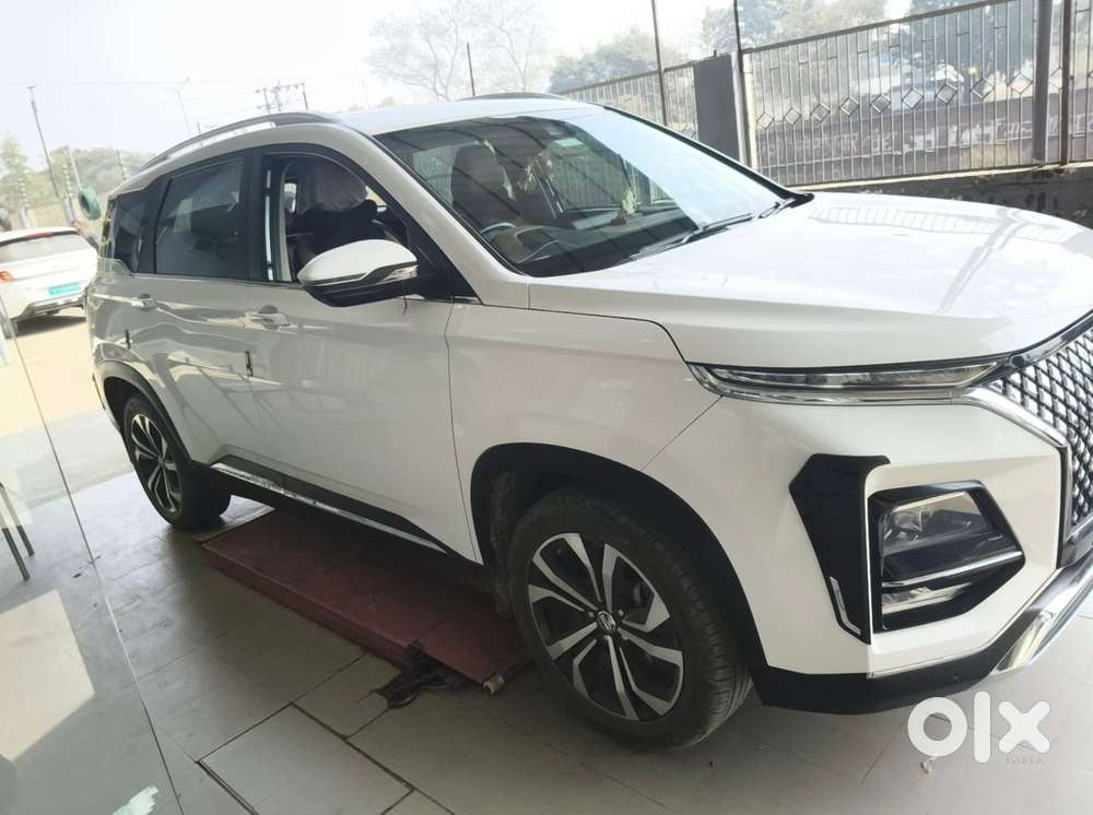 Mg Hector Plus 2023 Petrol New Condition