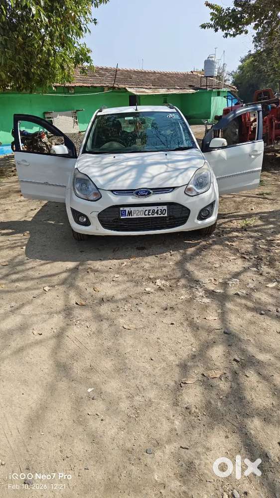 Ford Figo 2015 Petrol