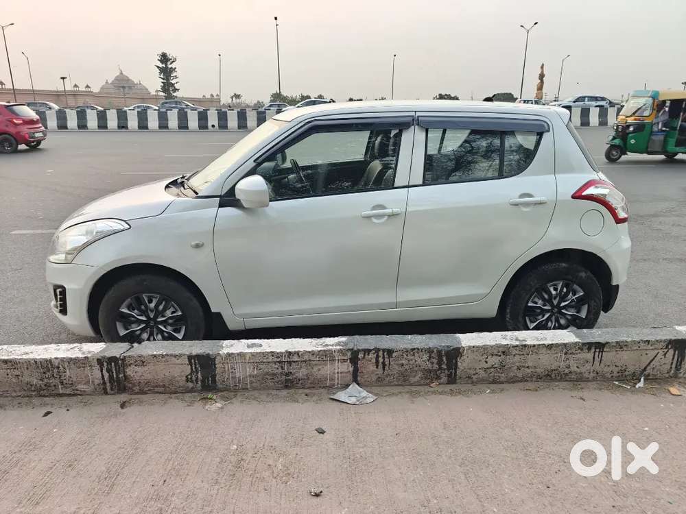 Swift Lxi Maruti 2015