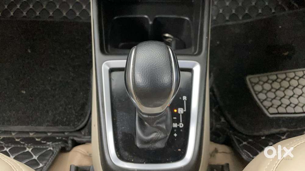 Maruti Suzuki Dzire 1.2 Zxi Plus Amt, 2018, Petrol