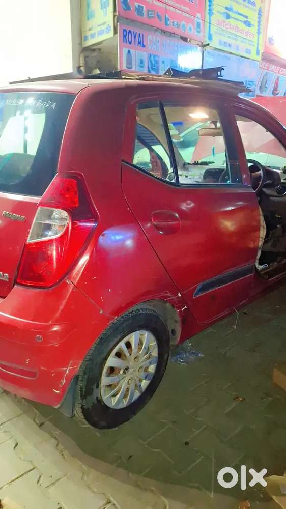 Red Color Okh Condition Hai Gaadi