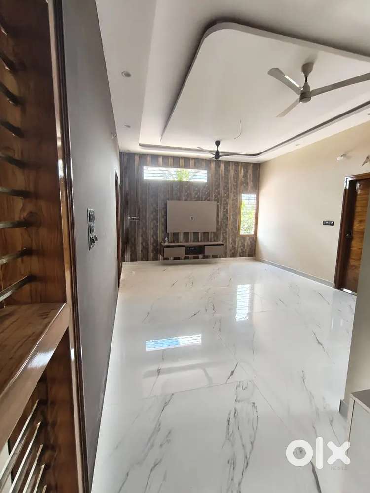 Brand New 2BHK indipendent floor House available for Rent