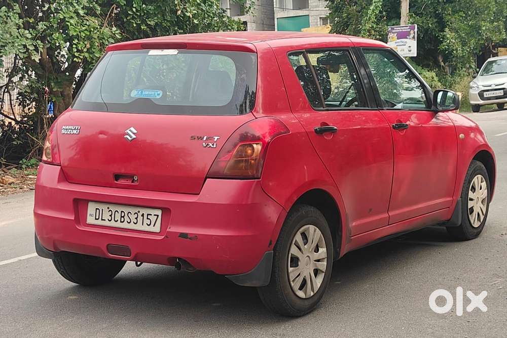 Maruti Suzuki Swift Vxi Bsiv, 2011, Petrol