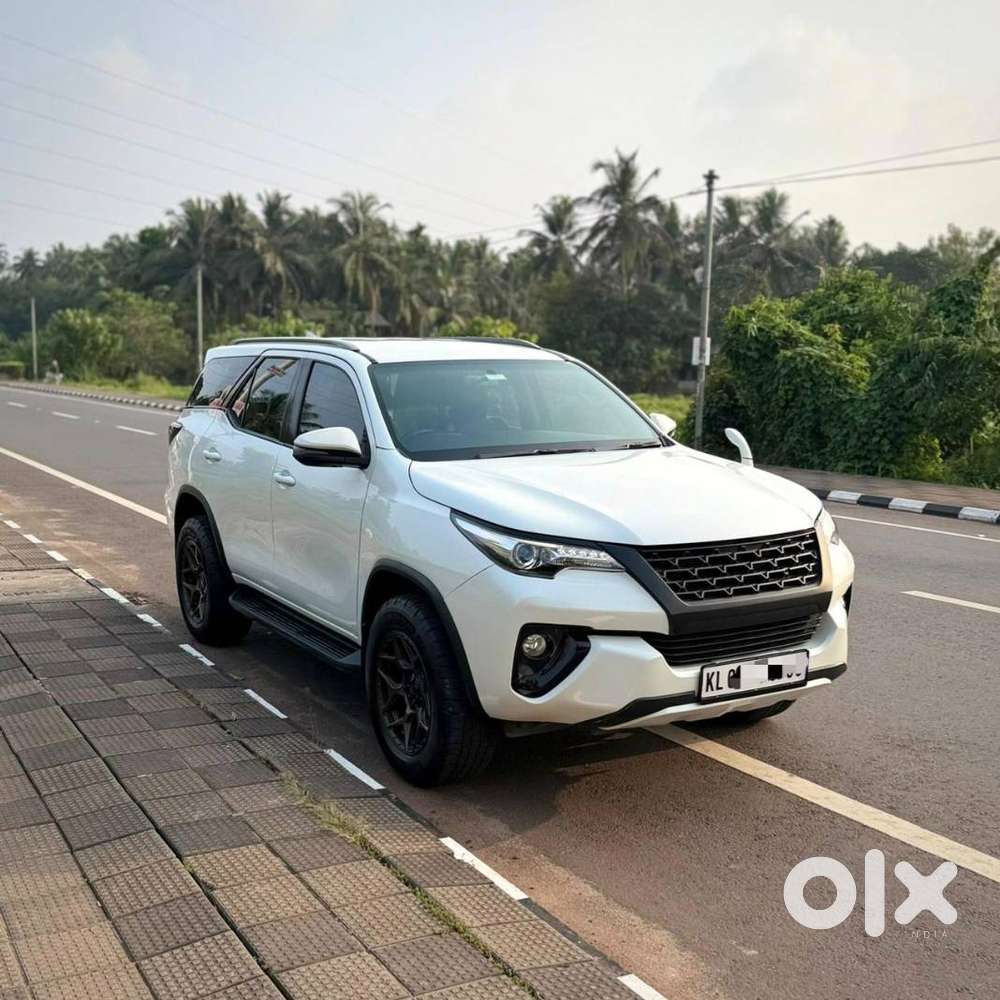 Fortuner4&times;4 At Original Kerala Kl 05,alloys,steering,lexus Taillights,
