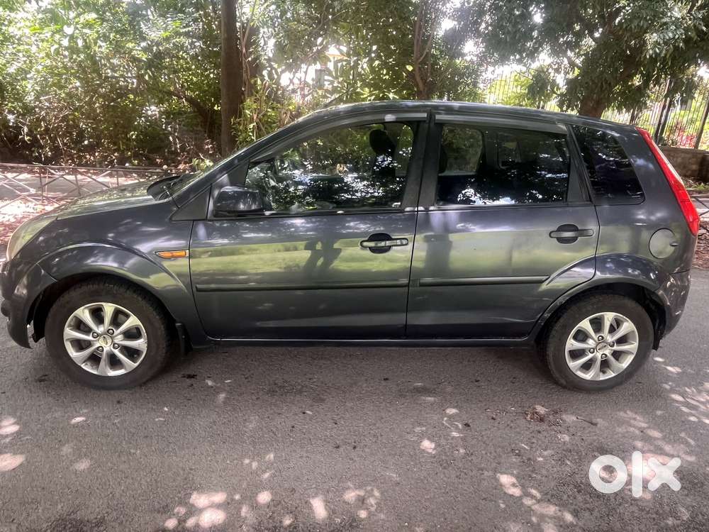 Ford Figo Diesel Titanium, 2011, Diesel