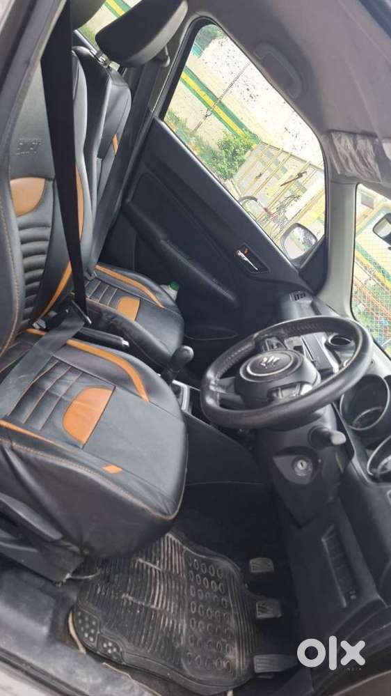 Maruti Suzuki Swift Vxi Optional, 2019, Petrol