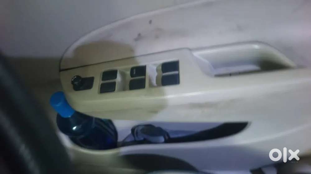 Maruti Suzuki Dzire 2012