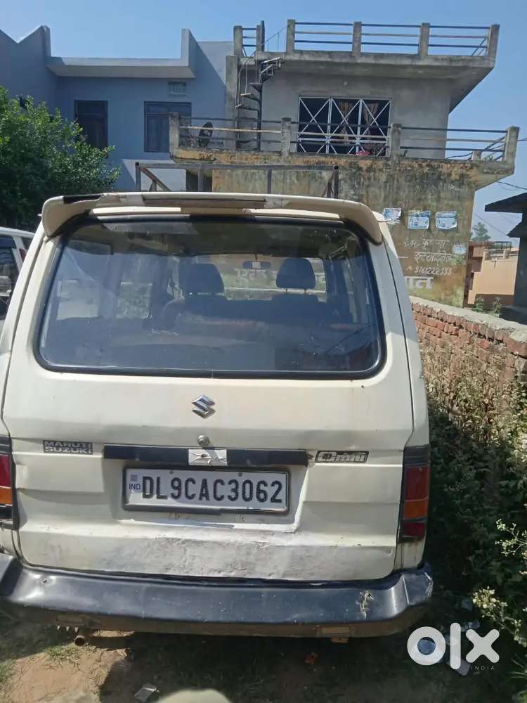 Maruti Suzuki Omni 2012 Car
