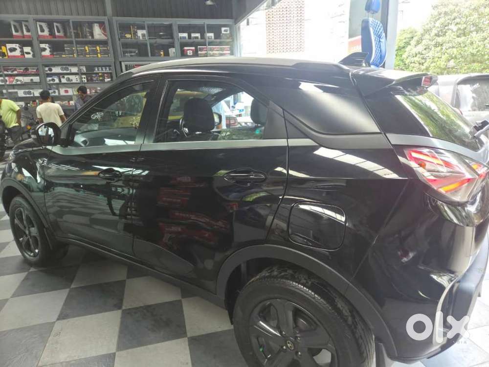 Tata Nexon Xz +(o) Dark Edition For Sale 38000 Km Driven Petrol