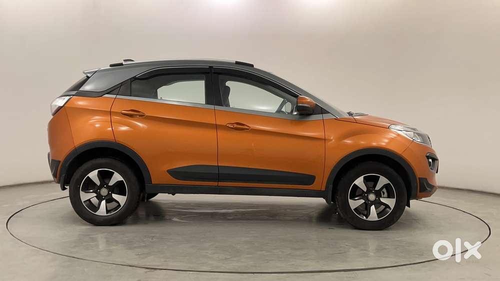 Tata Nexon 1.2 Revotron Xza Plus (o) Dual Tone, 2018, Petrol