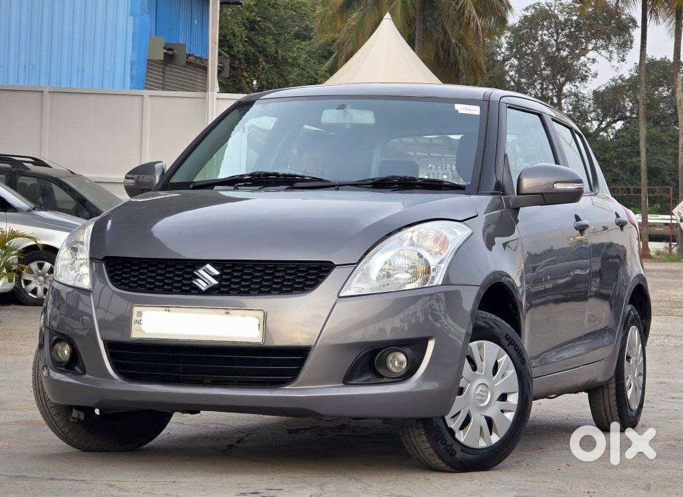 Maruti Suzuki Swift Vxi + Manual, 2012, Petrol